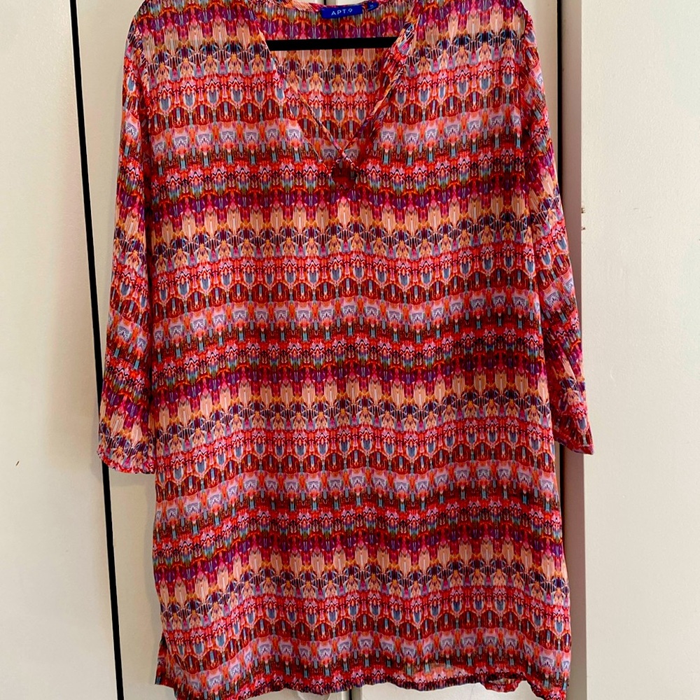 Multicolored coverup